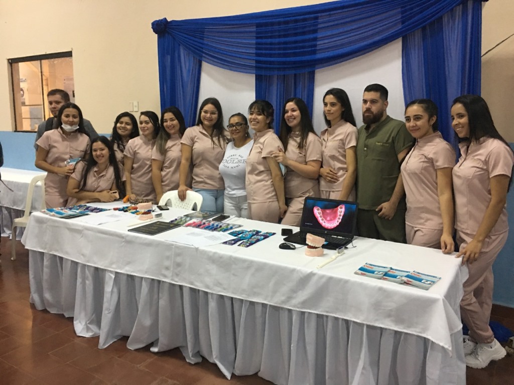 Total éxito en la expo salud de Odontología UPE